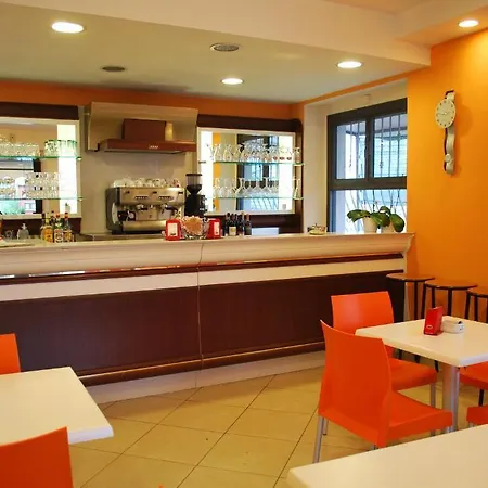 Hotell Smeraldo 2*