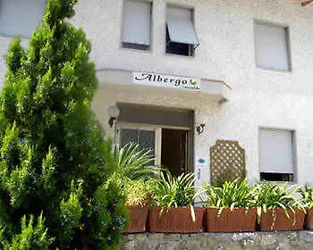 Smeraldo Hotell 2*